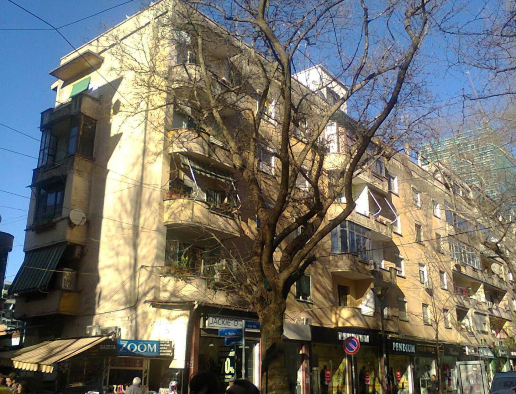 An Apartment With Fireplace Tirana Exterior foto