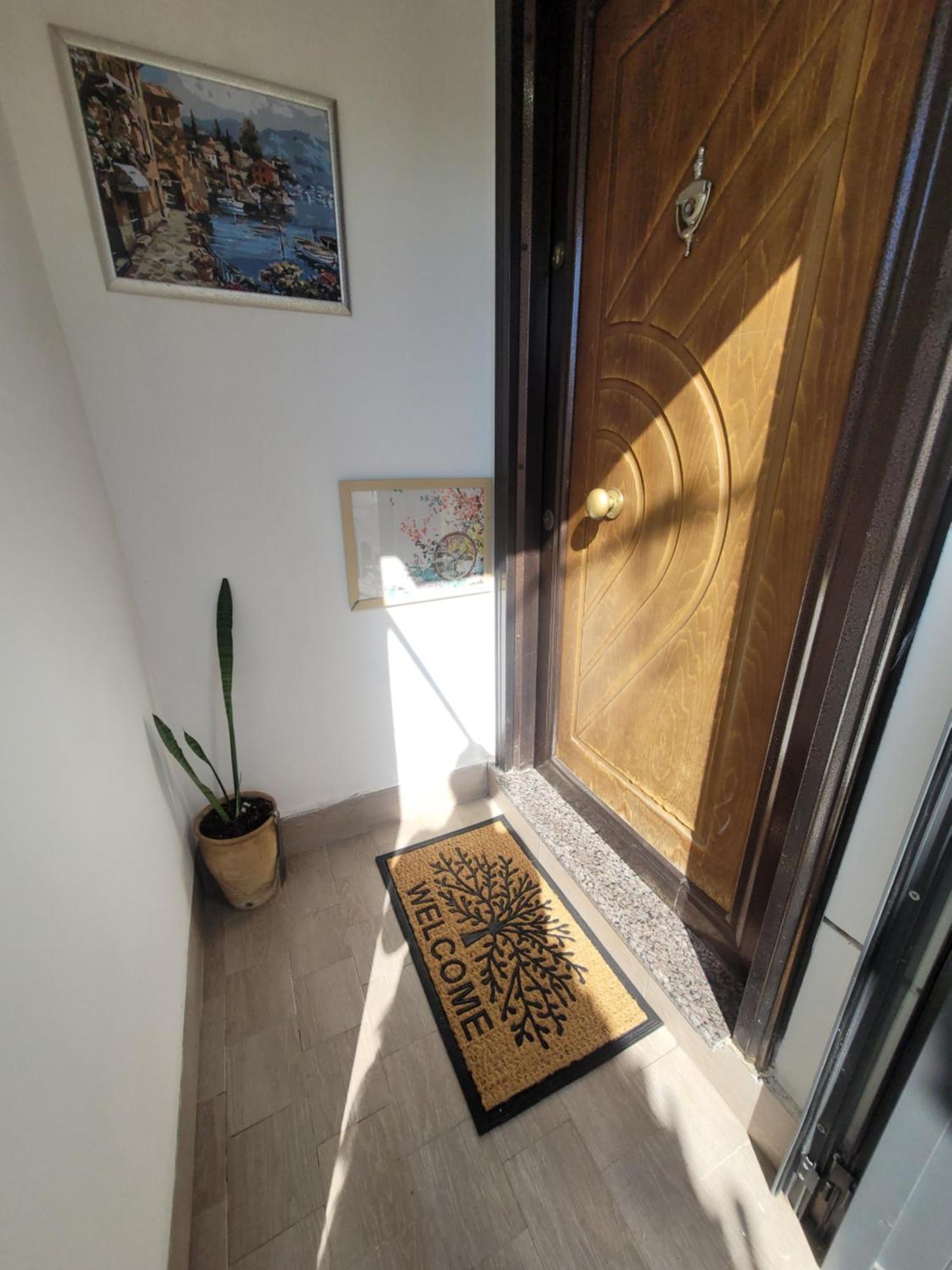 An Apartment With Fireplace Tirana Exterior foto